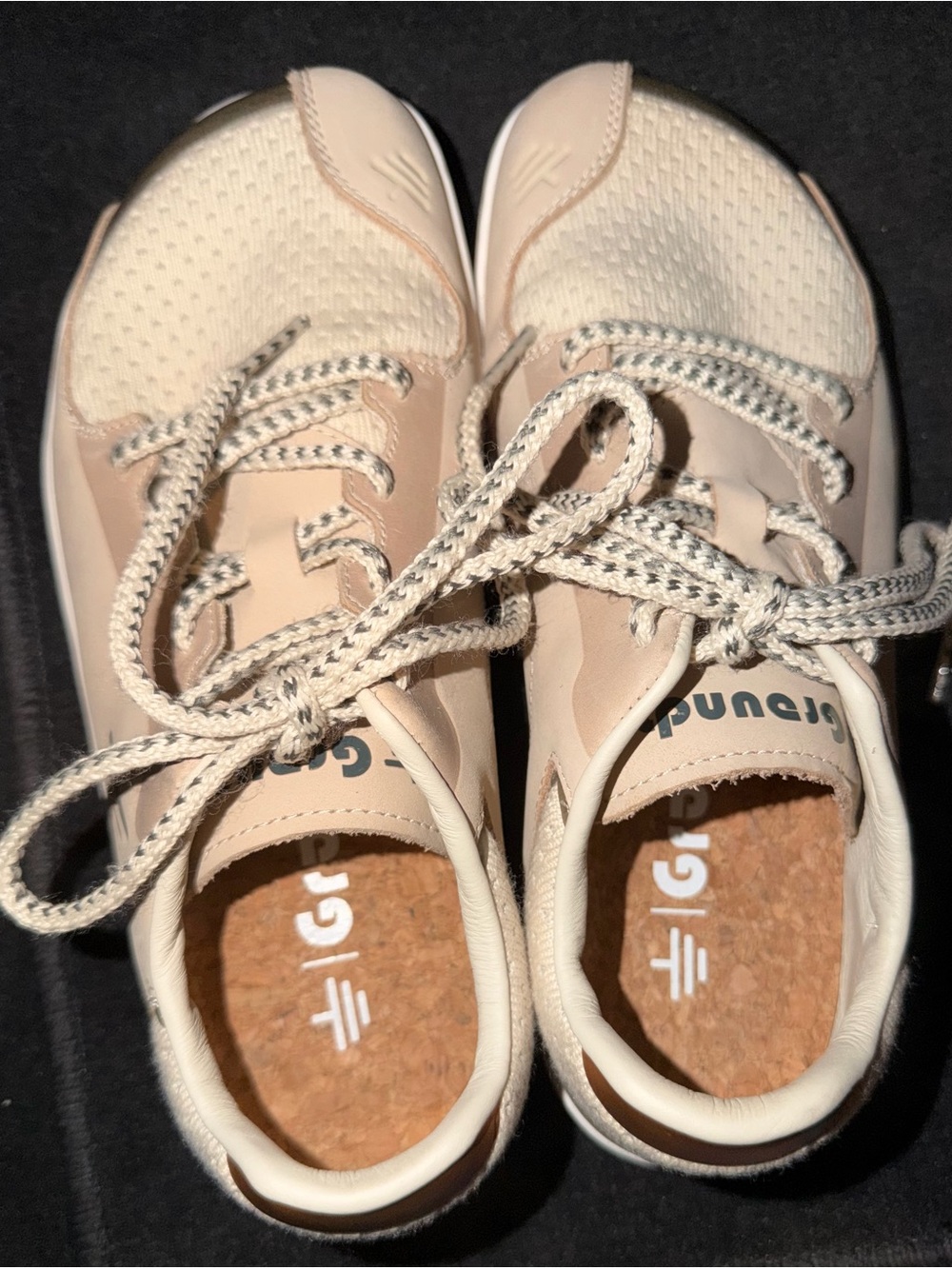 Groundz Women’s/Earthing Shoes size US 8 EUR. 39 in Olive Green and Cream